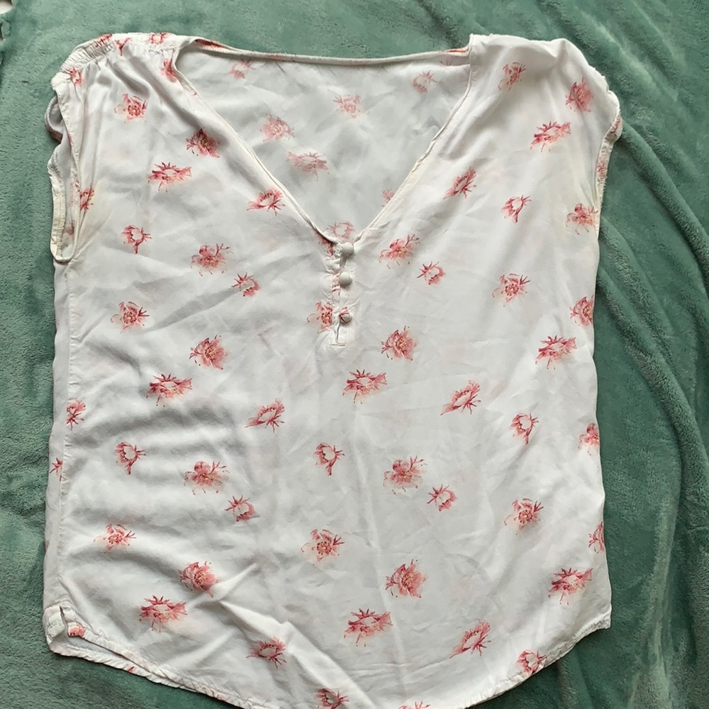 Cap sleeve shirt
